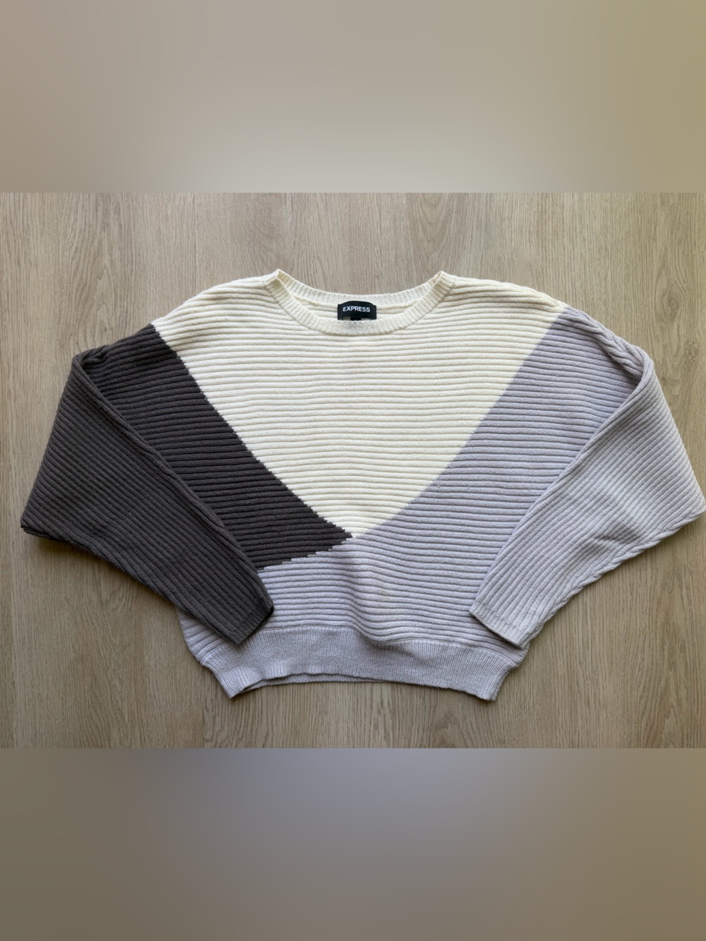 Express Ribbed Colorblock Crewneck Sweater in cream and gray